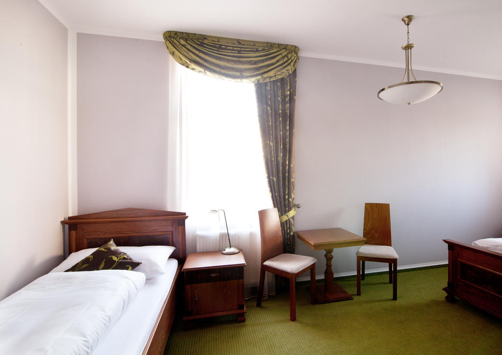 Penzion Reichova Vila Valašské Meziříčí Rum bild
