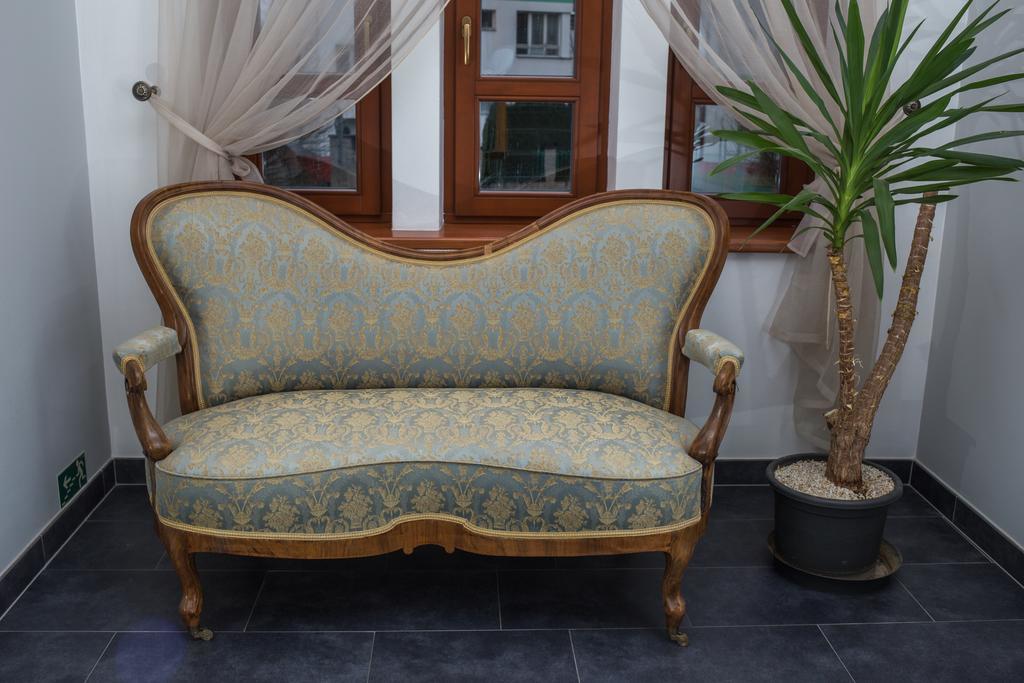Penzion Reichova Vila Valašské Meziříčí Exteriör bild